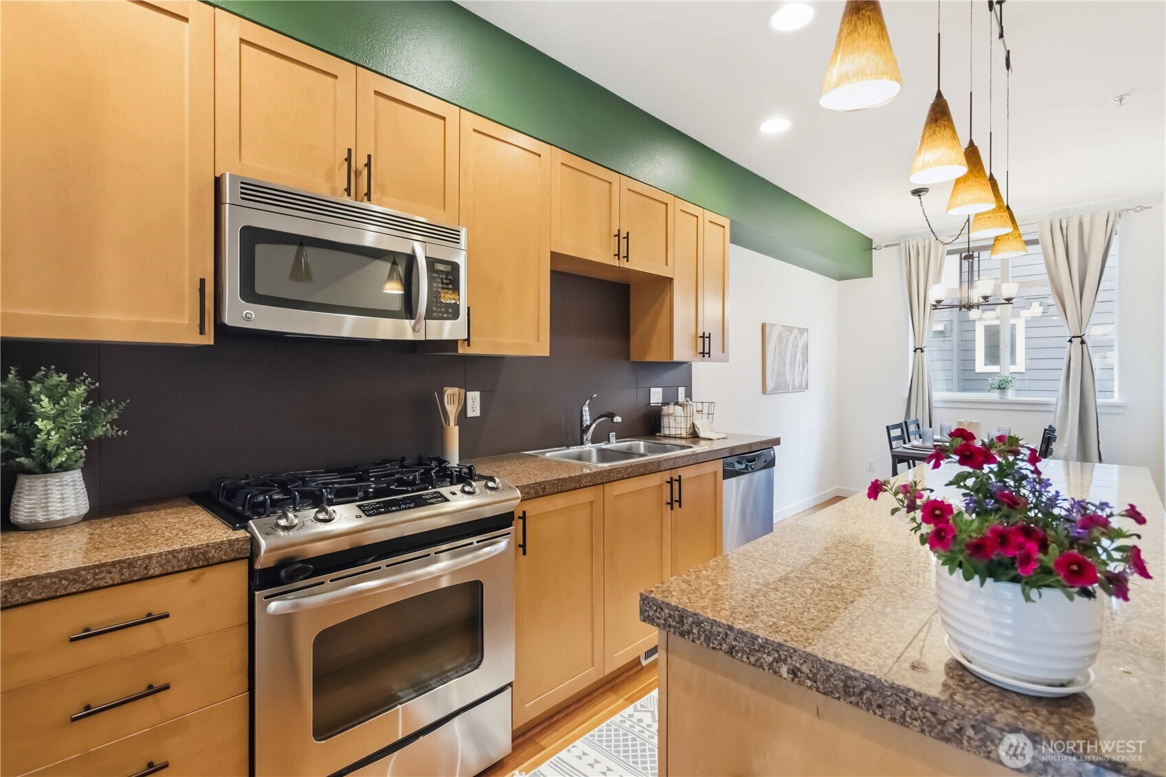 2225 NW Moraine Place , Issaquah, WA 98027-6986