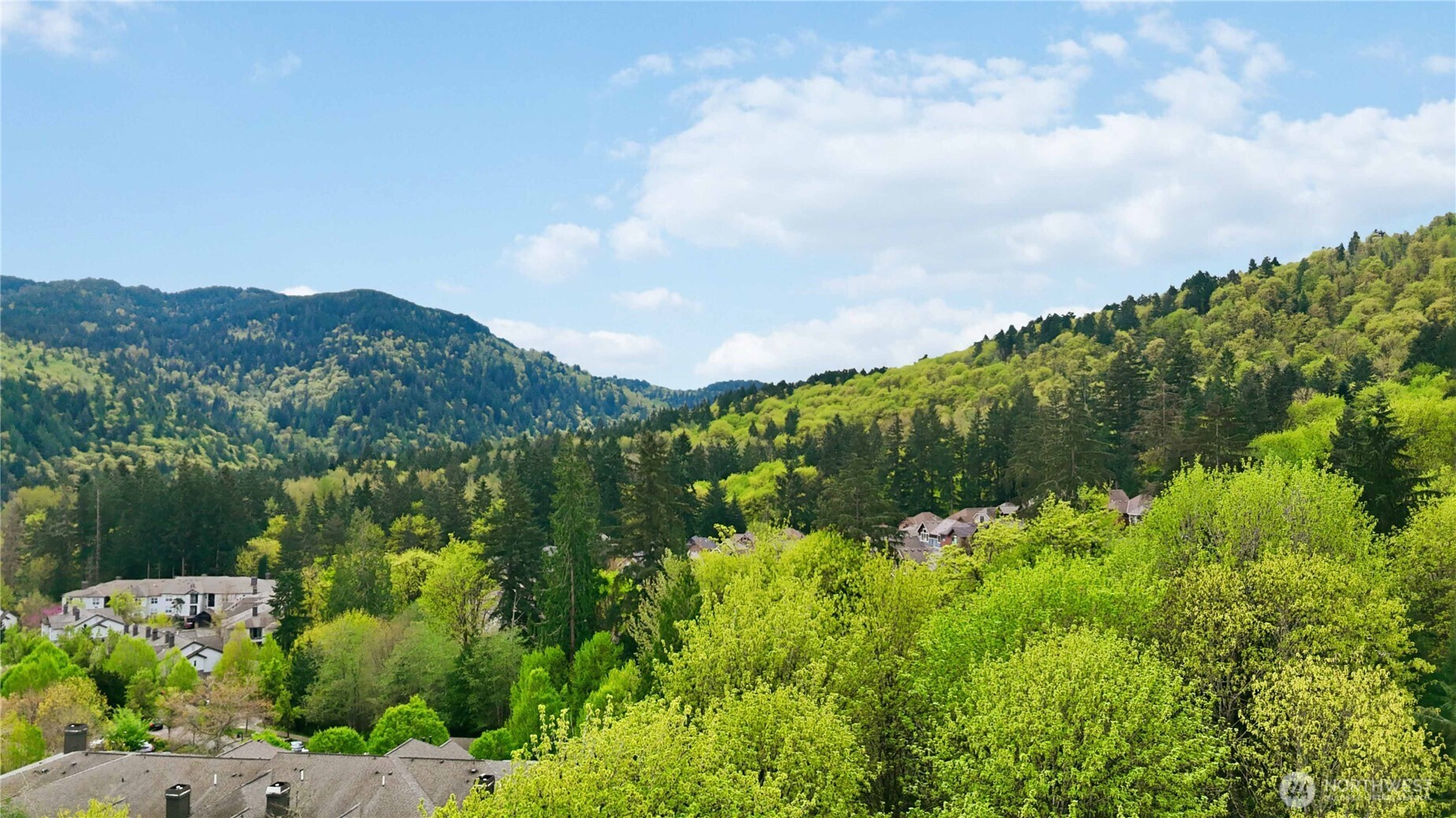 2225 NW Moraine Place , Issaquah, WA 98027-6986