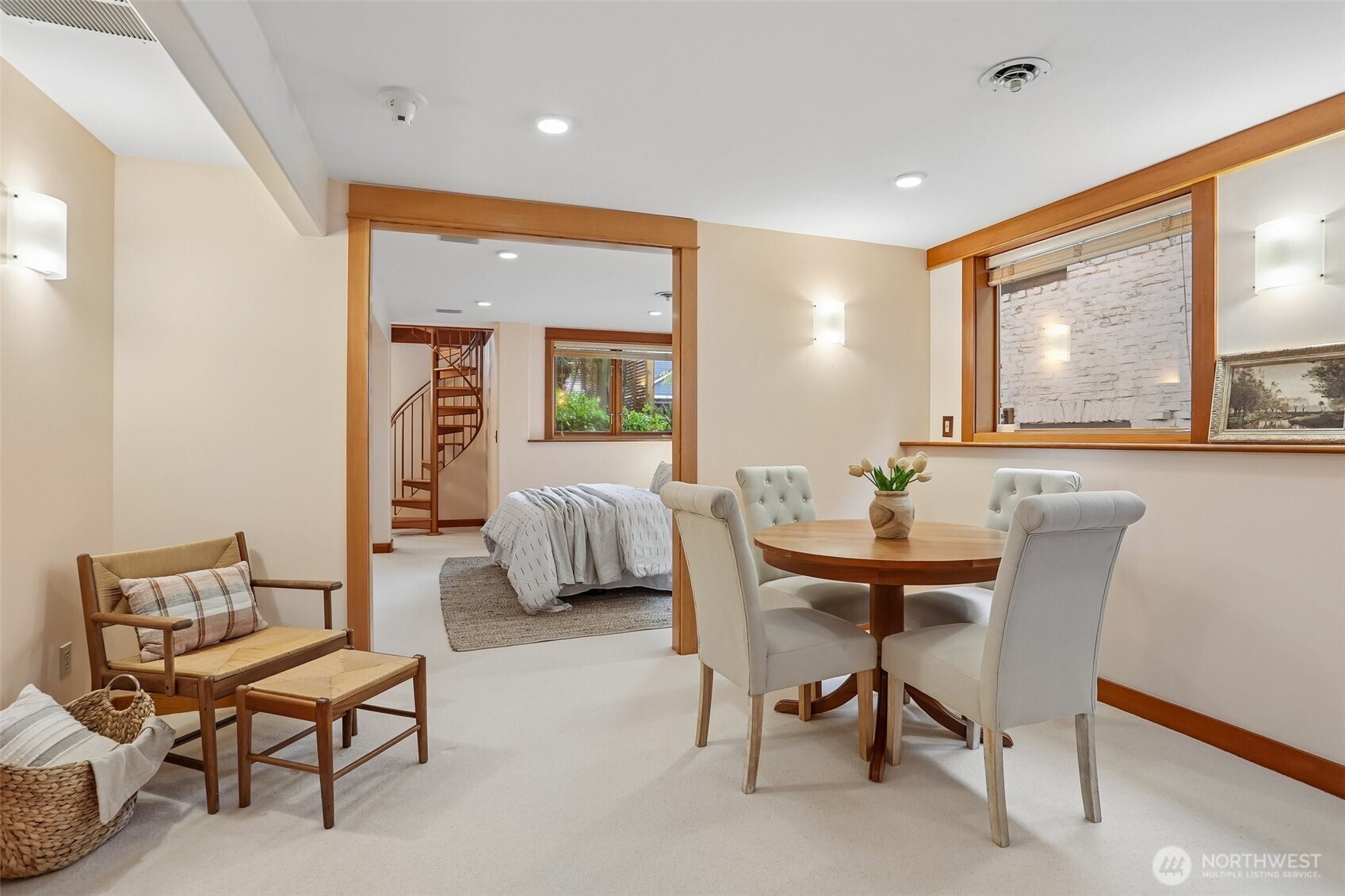 1514 NE 70th Street , Seattle, WA 98115