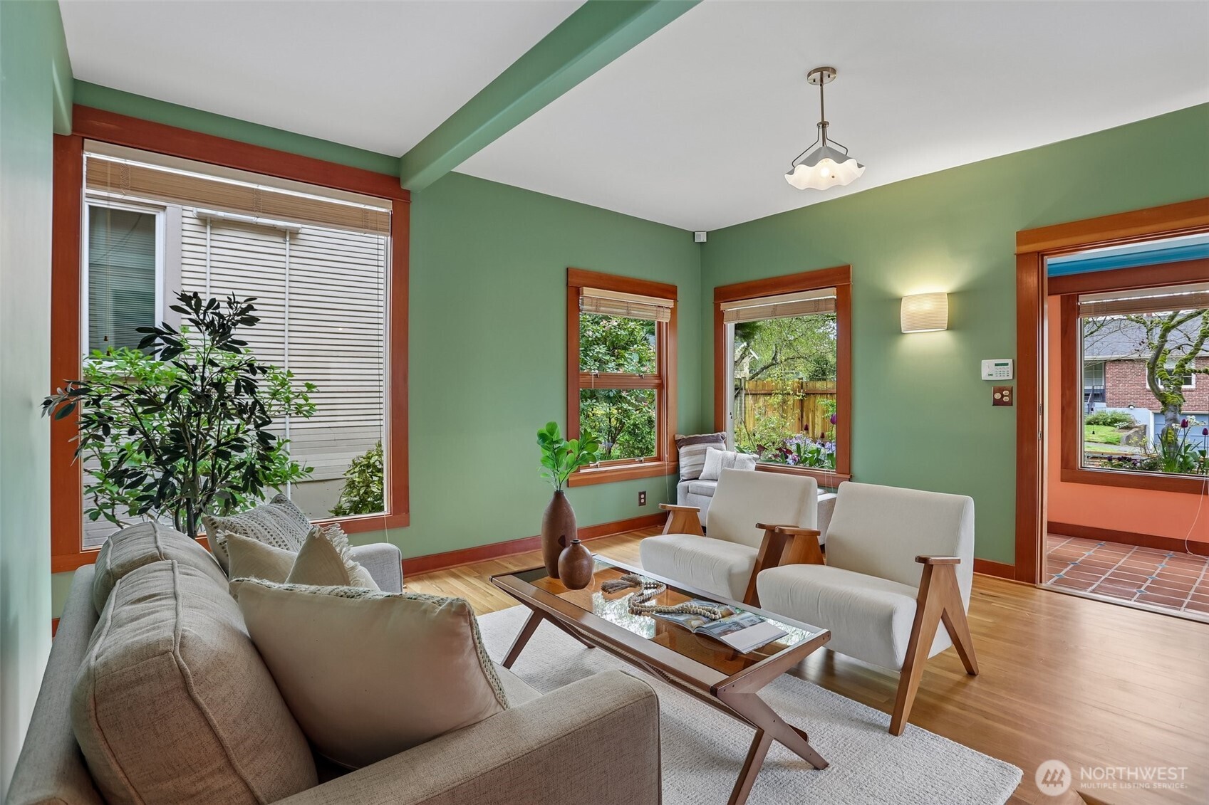 1514 NE 70th Street , Seattle, WA 98115