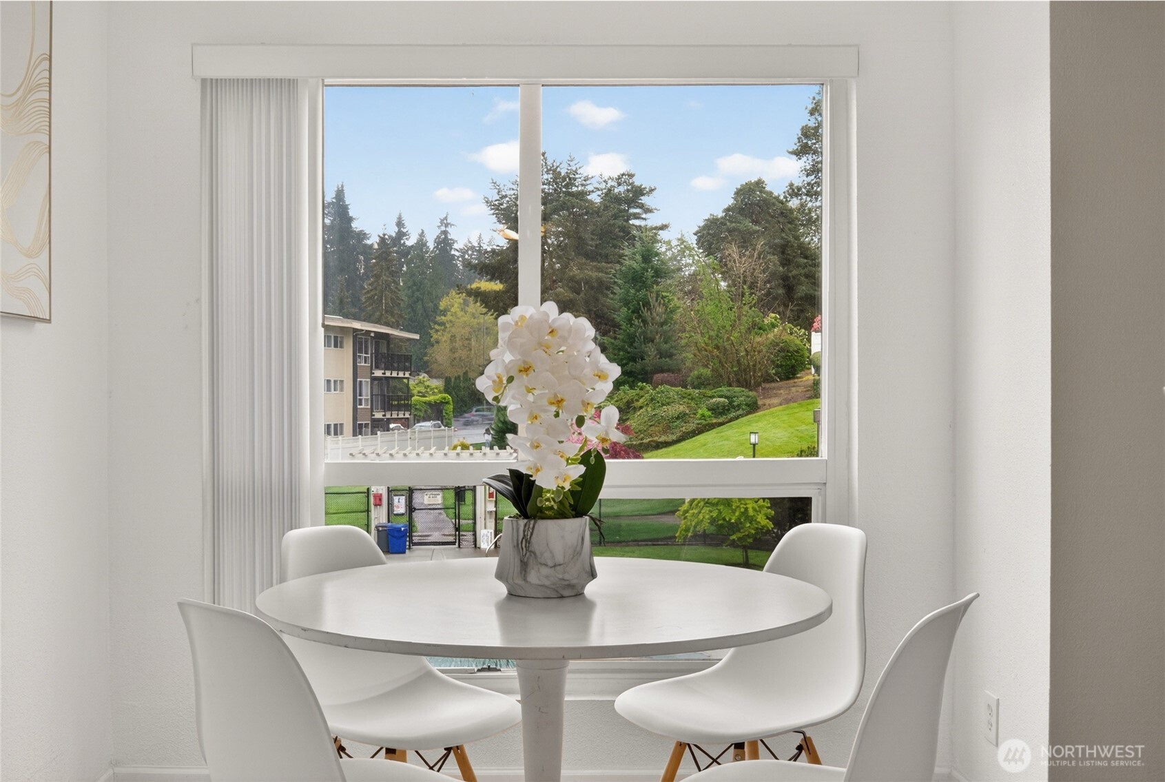12701 NE 9th Place #D209, Bellevue, WA 98005