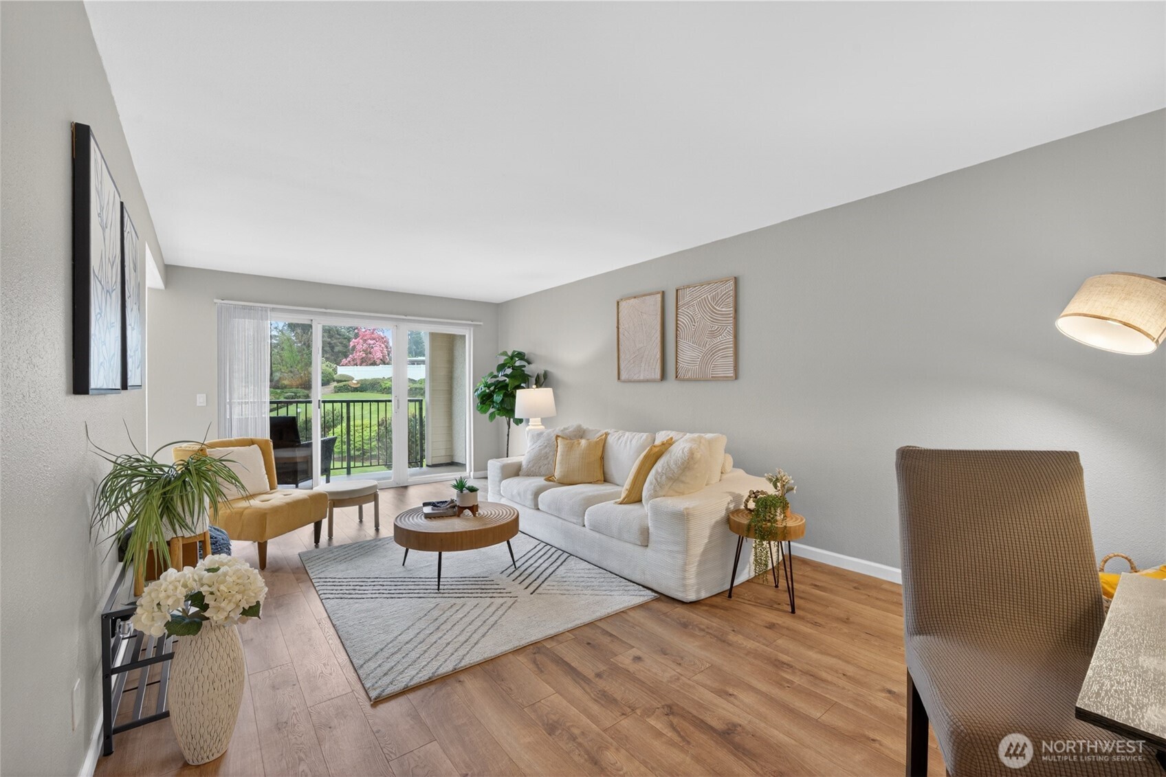 12701 NE 9th Place #D209, Bellevue, WA 98005