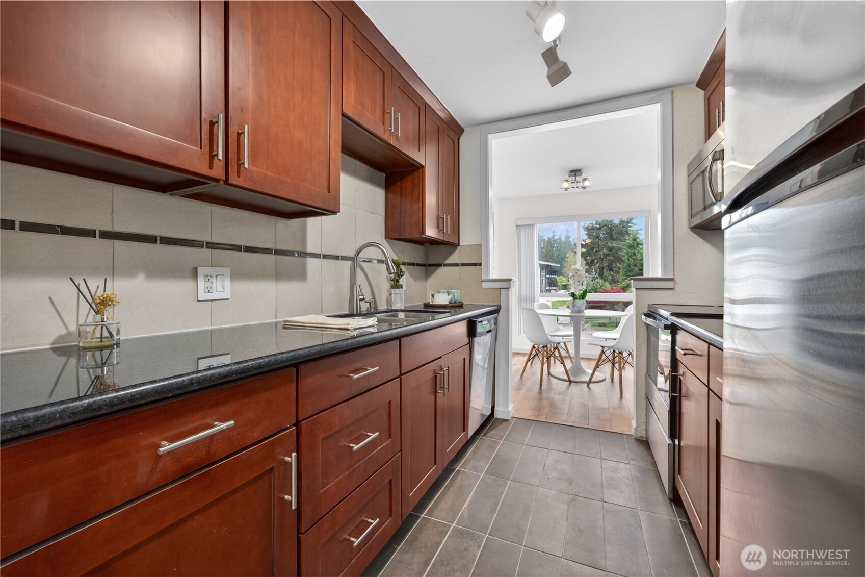 12701 NE 9th Place #D209, Bellevue, WA 98005