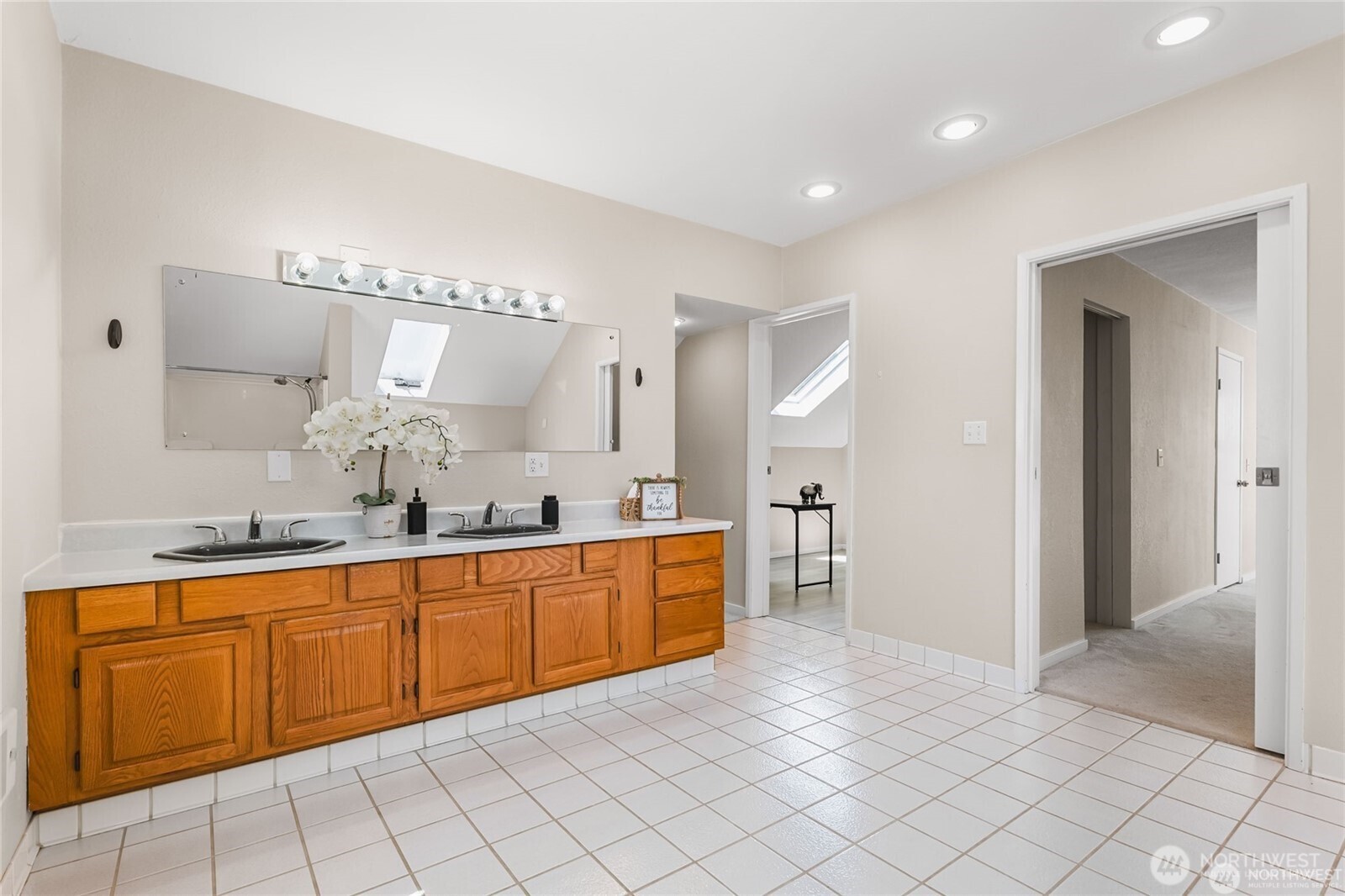 1306 E 32nd Street , Tacoma, WA 98404