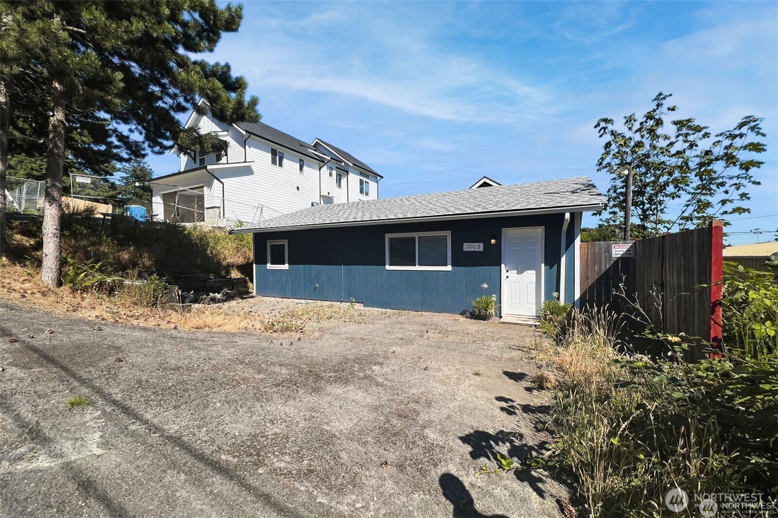 1306 E 32nd Street , Tacoma, WA 98404