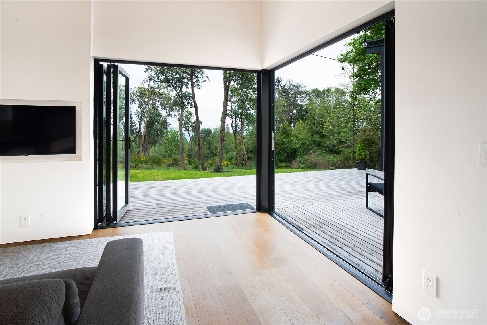 19920 Ridge Road SW, Vashon, WA 98070