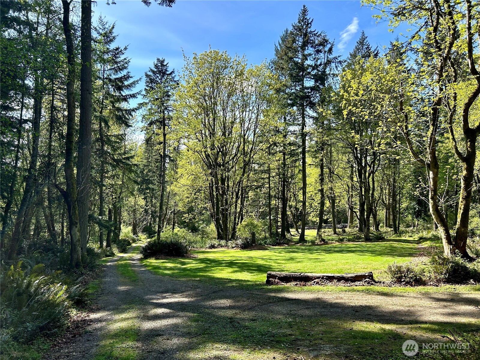 4236 Goatsbeard Lane , Clinton, WA 98236