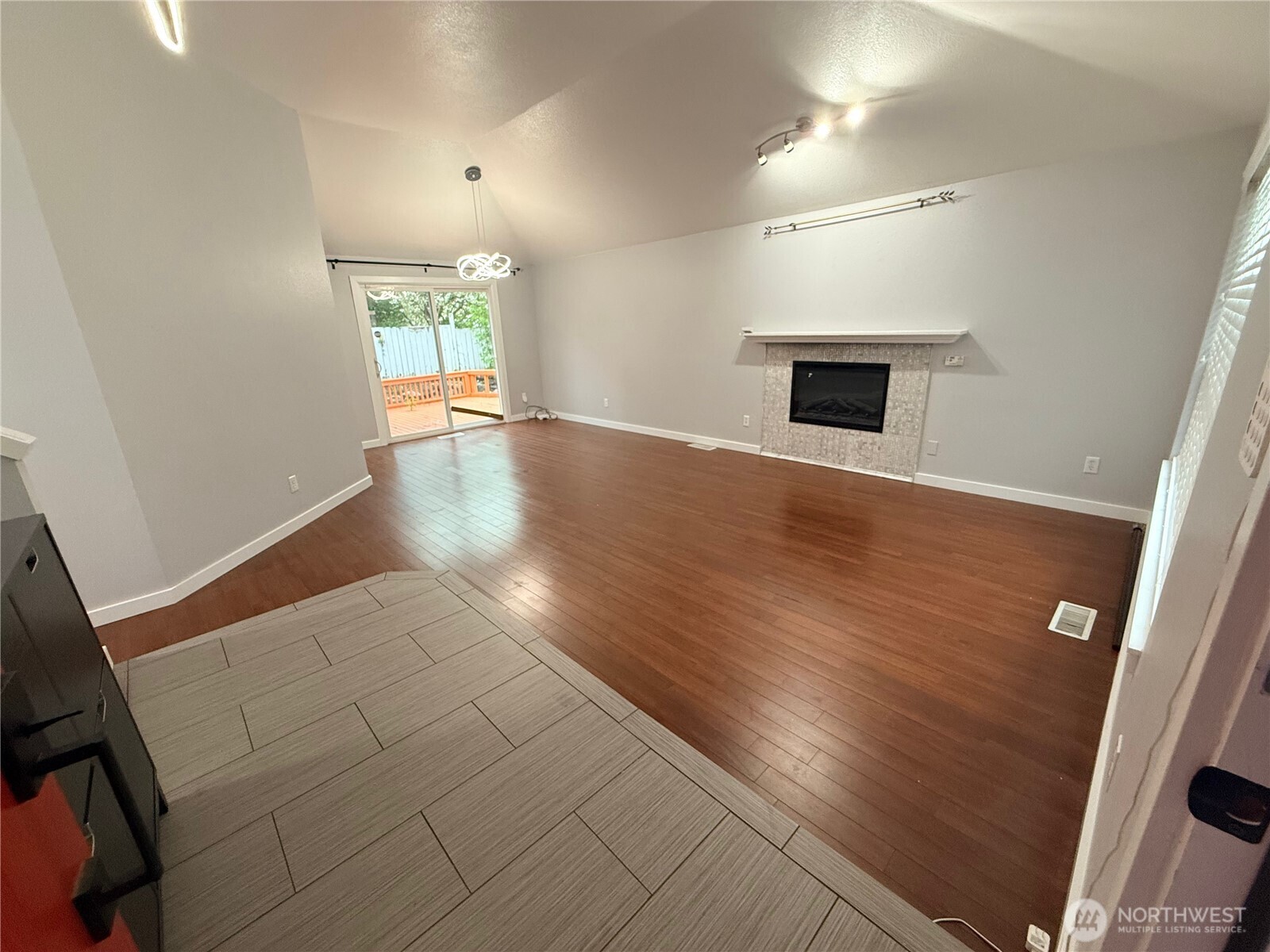 27840 25th Drive S, Federal Way, WA 98003