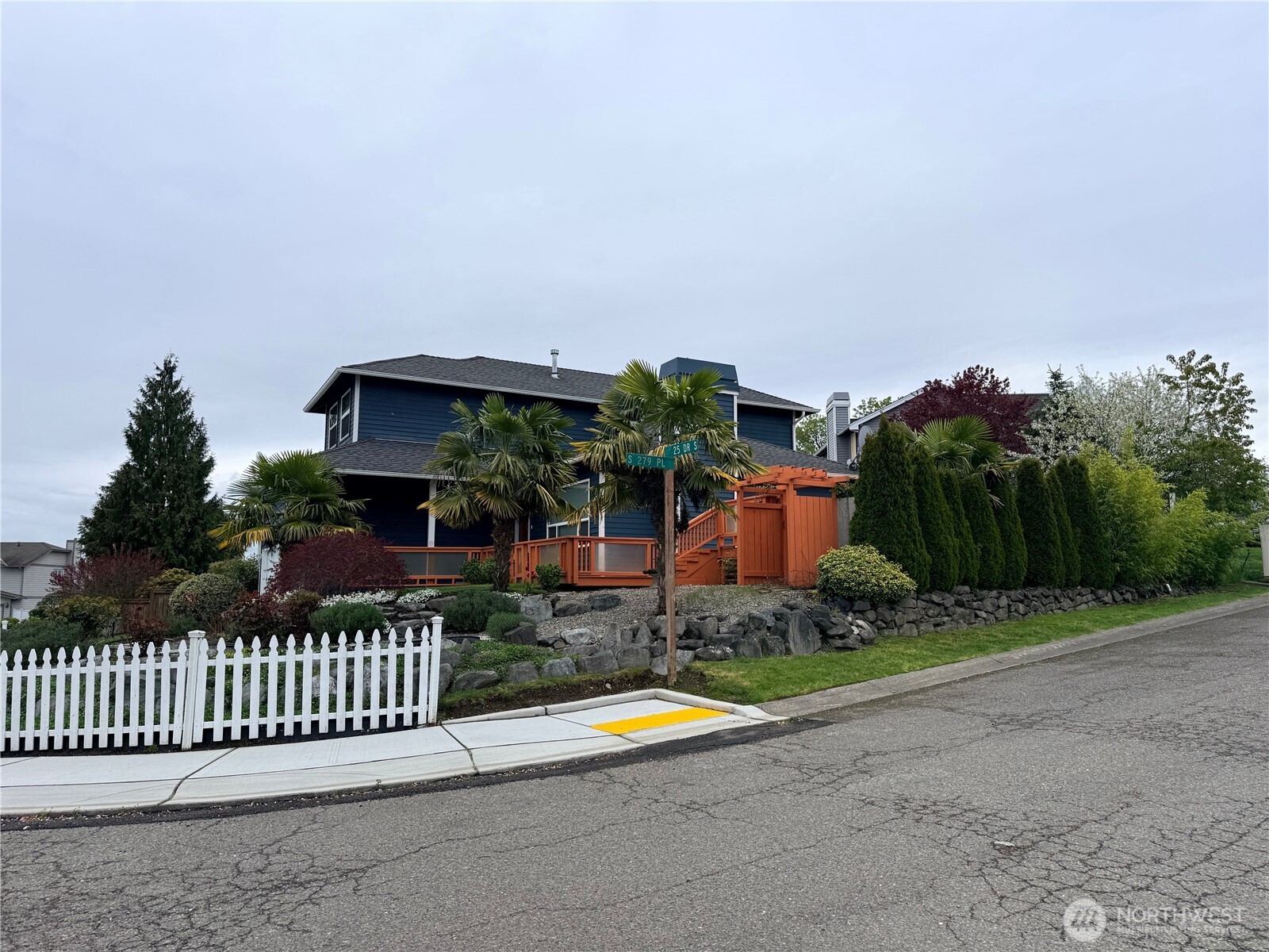 27840 25th Drive S, Federal Way, WA 98003