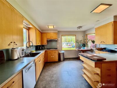 12648 Markwood Road , Burlington, WA 98233 - Photo 5