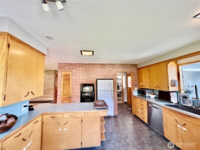 12648 Markwood Road , Burlington, WA 98233 - Photo 7