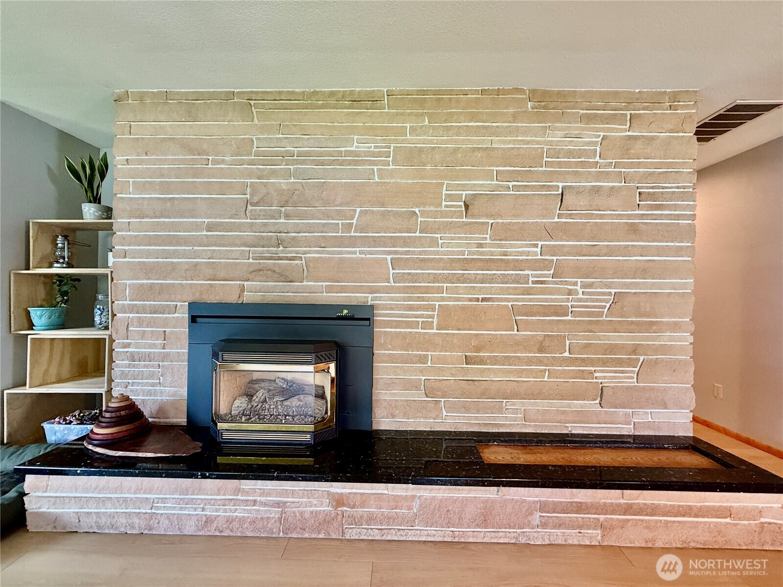 12648 Markwood Road , Burlington, WA 98233