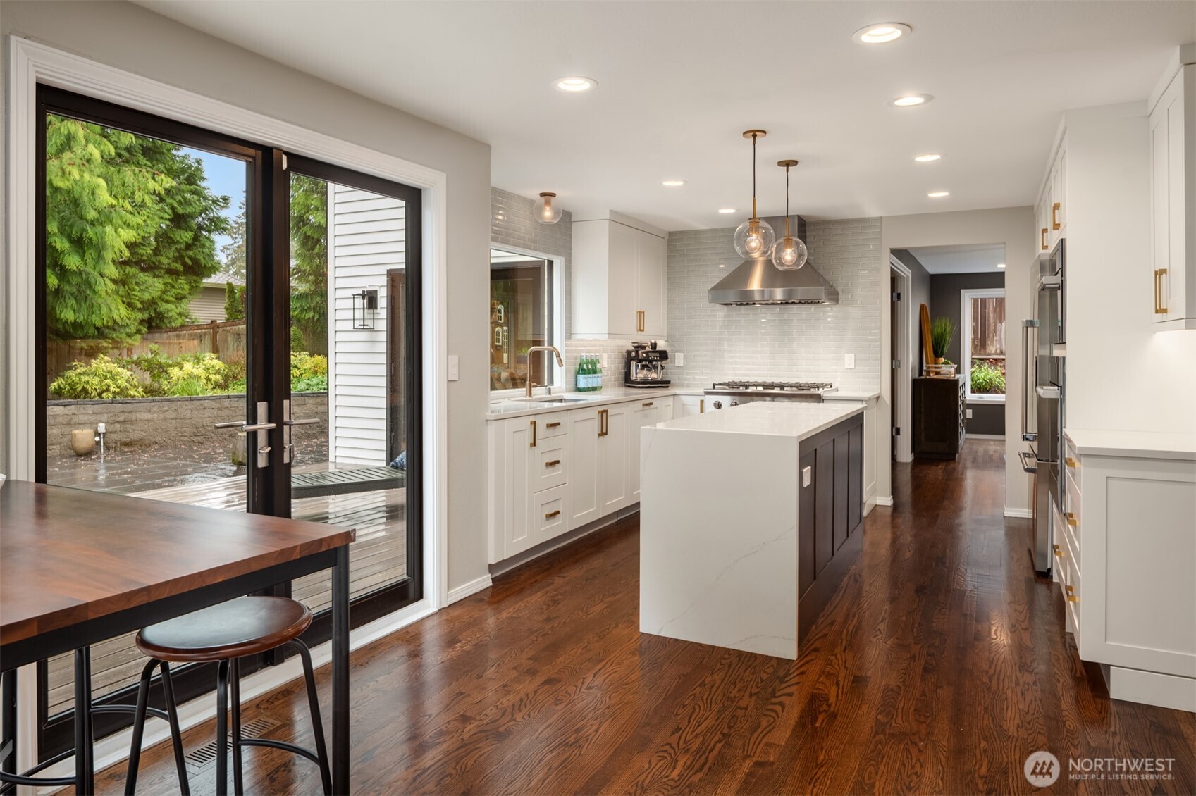 17206 SE 46th Street , Bellevue, WA 98006