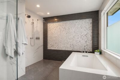 17206 SE 46th Street , Bellevue, WA 98006 - Photo 29
