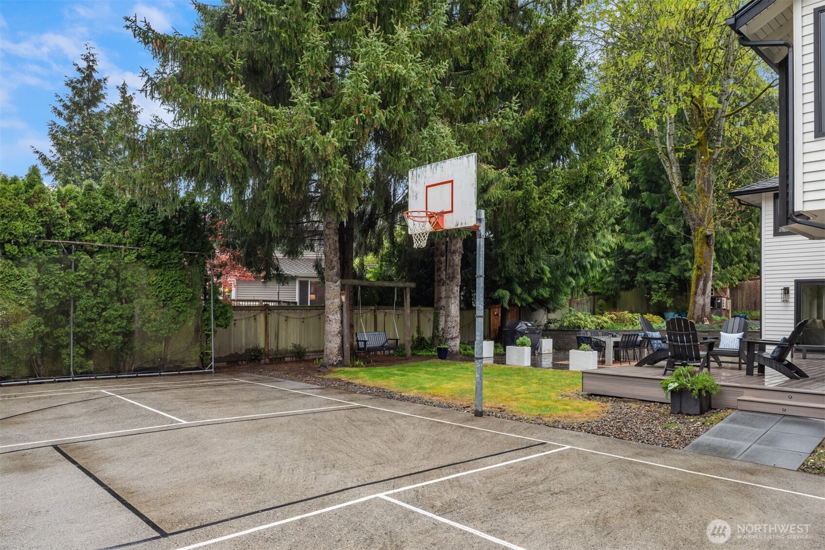 17206 SE 46th Street , Bellevue, WA 98006