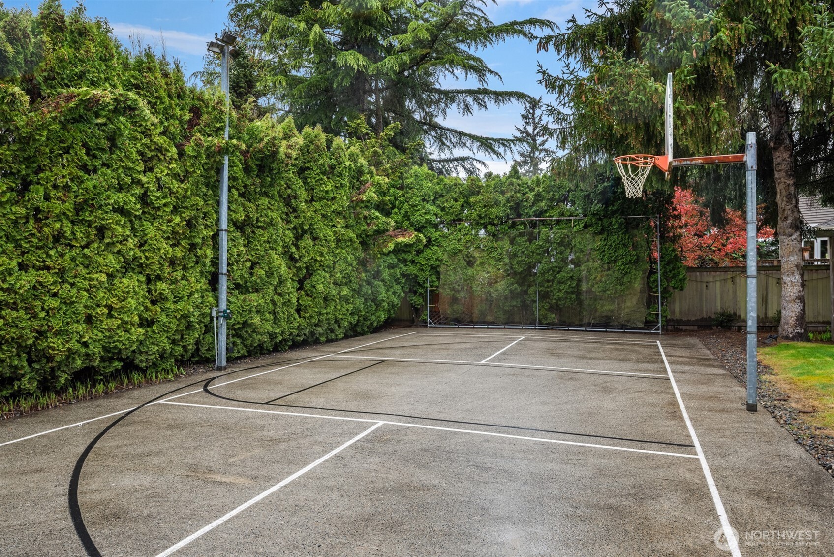 17206 SE 46th Street , Bellevue, WA 98006