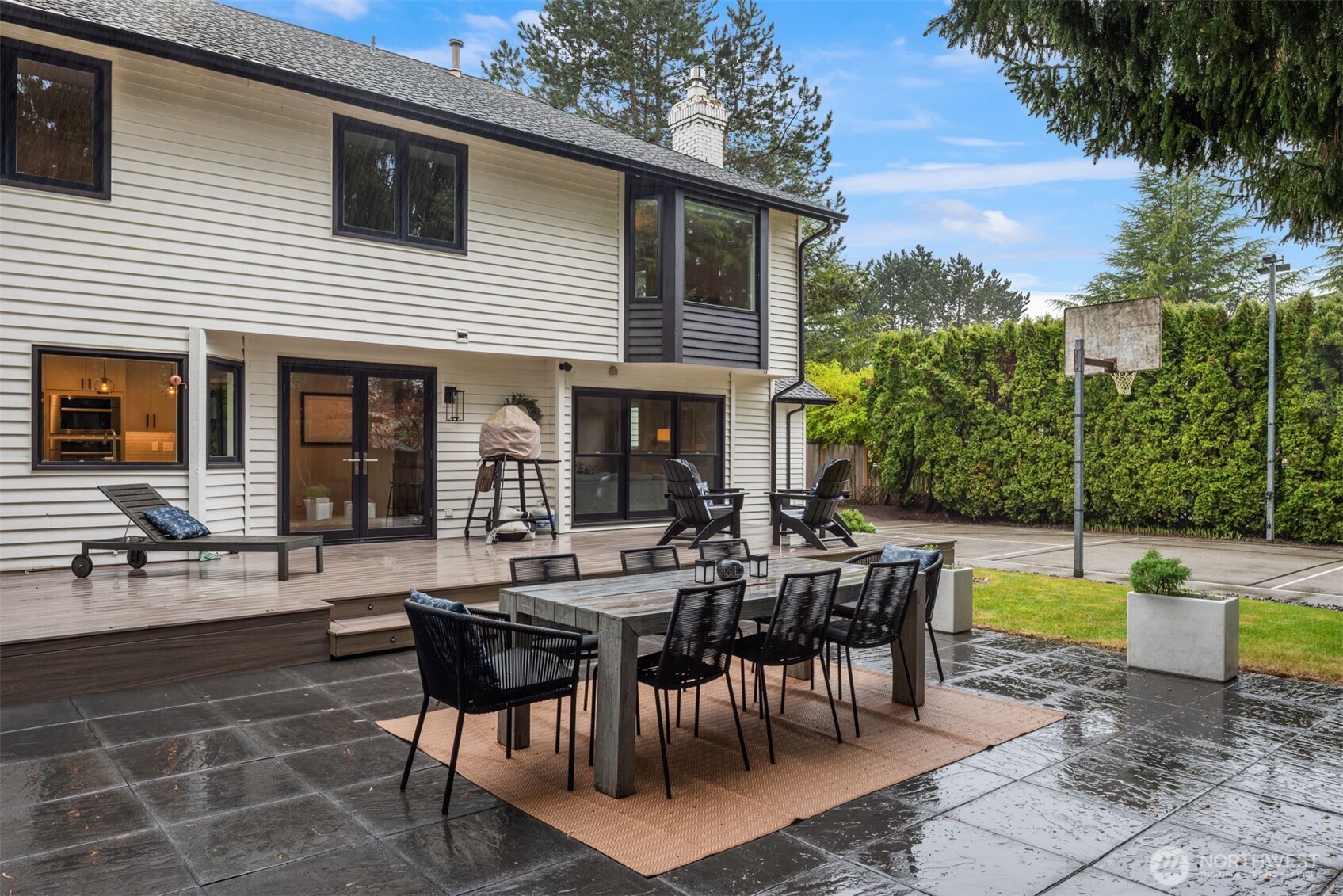 17206 SE 46th Street , Bellevue, WA 98006