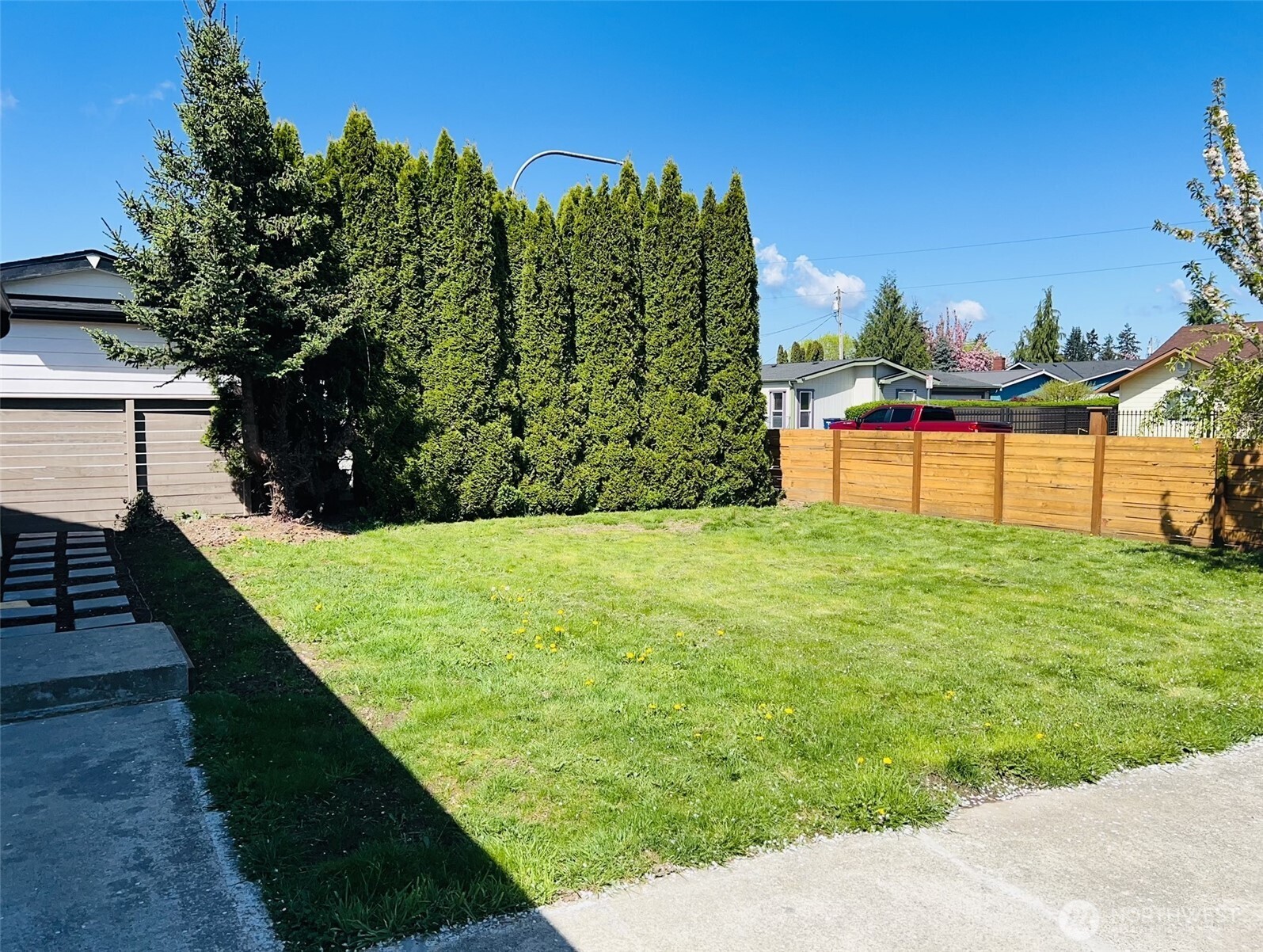 2010 4th Street SE, Auburn, WA 98002
