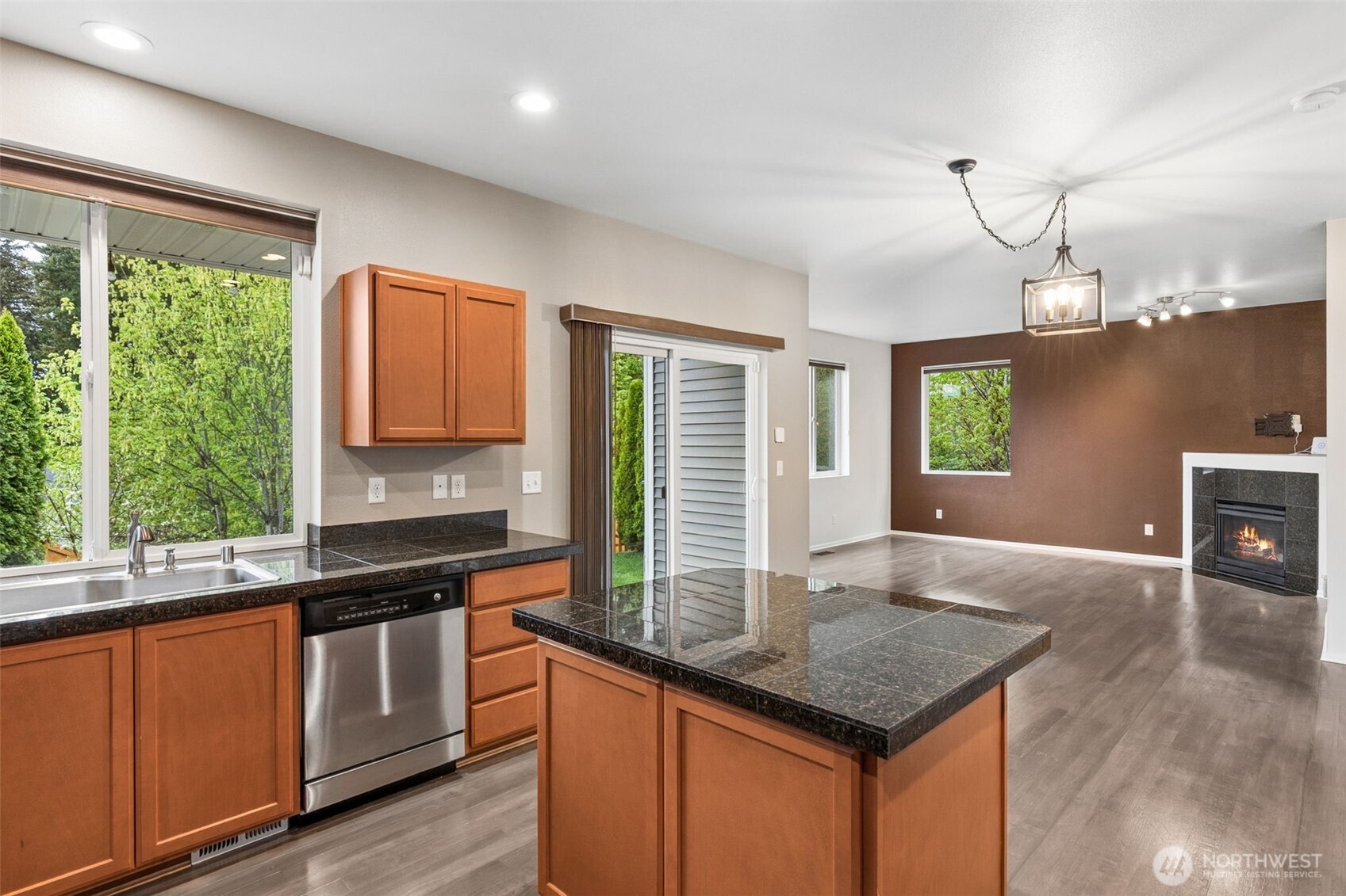 1398 Ebbets Drive SW, Tumwater, WA 98512-4613