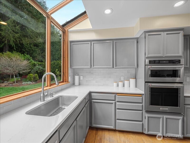 2837 220th Place NE, Sammamish, WA 98074