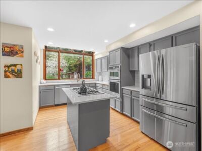 2837 220th Place NE, Sammamish, WA 98074 - Photo 6