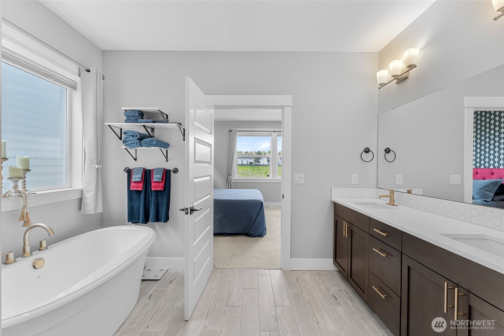 4628 S 16th Drive , Ridgefield, WA 98642