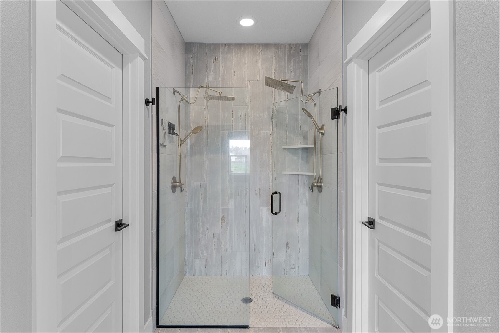 4628 S 16th Drive , Ridgefield, WA 98642