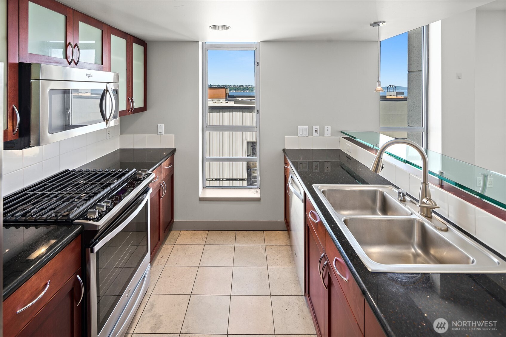 2929 1st Avenue #514, Seattle, WA 98121