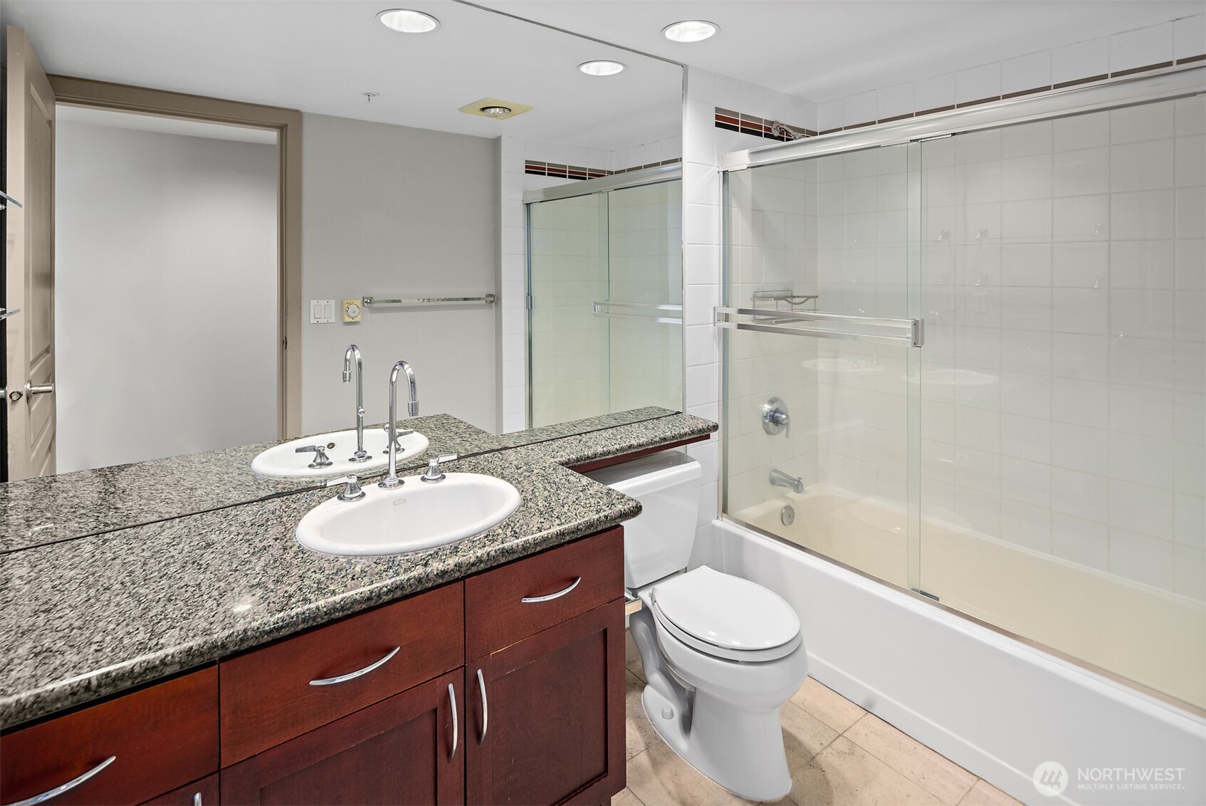 2929 1st Avenue #514, Seattle, WA 98121