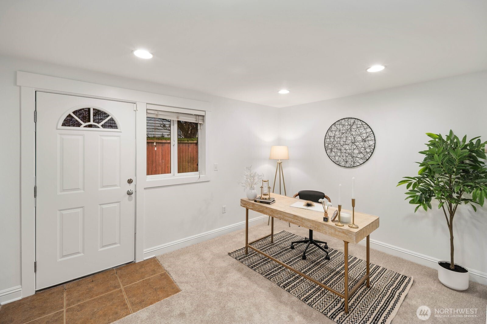 337 N 105th Street #A, Seattle, WA 98133