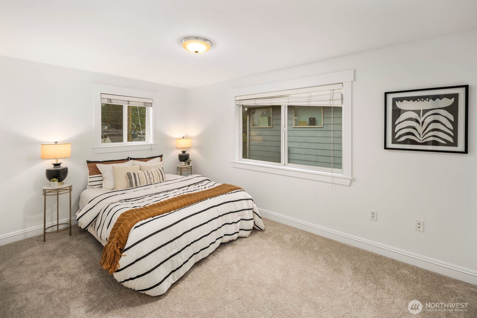 337 N 105th Street #A, Seattle, WA 98133