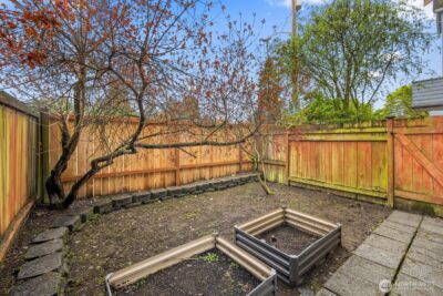 337 N 105th Street #A, Seattle, WA 98133 - Photo 5