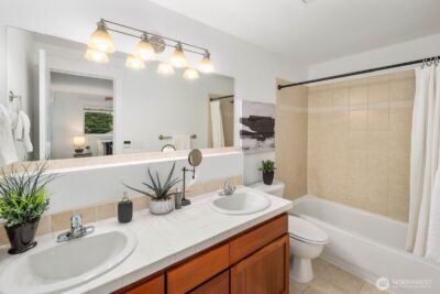 337 N 105th Street #A, Seattle, WA 98133 - Photo 7
