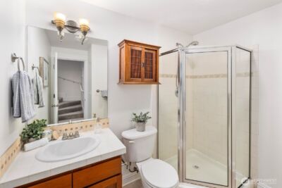 337 N 105th Street #A, Seattle, WA 98133 - Photo 10