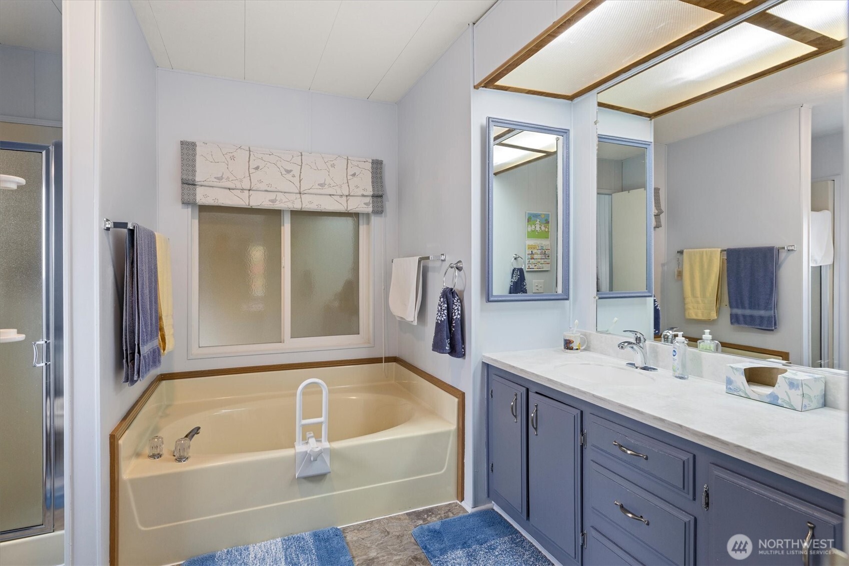 11436 SE 208th Street #124, Kent, WA 98031