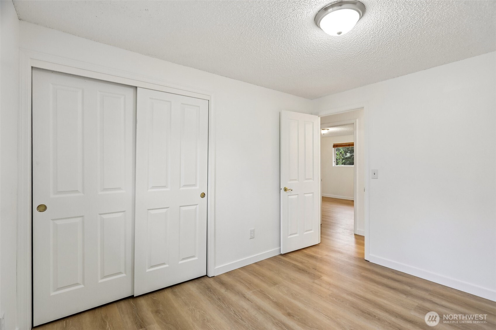 22904 41st Place W, Mountlake Terrace, WA 98043