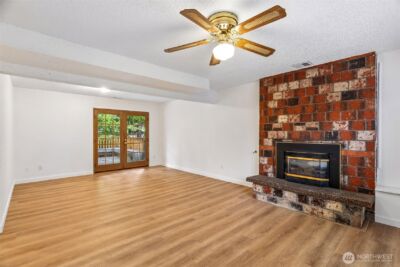 22904 41st Place W, Mountlake Terrace, WA 98043 - Photo 27