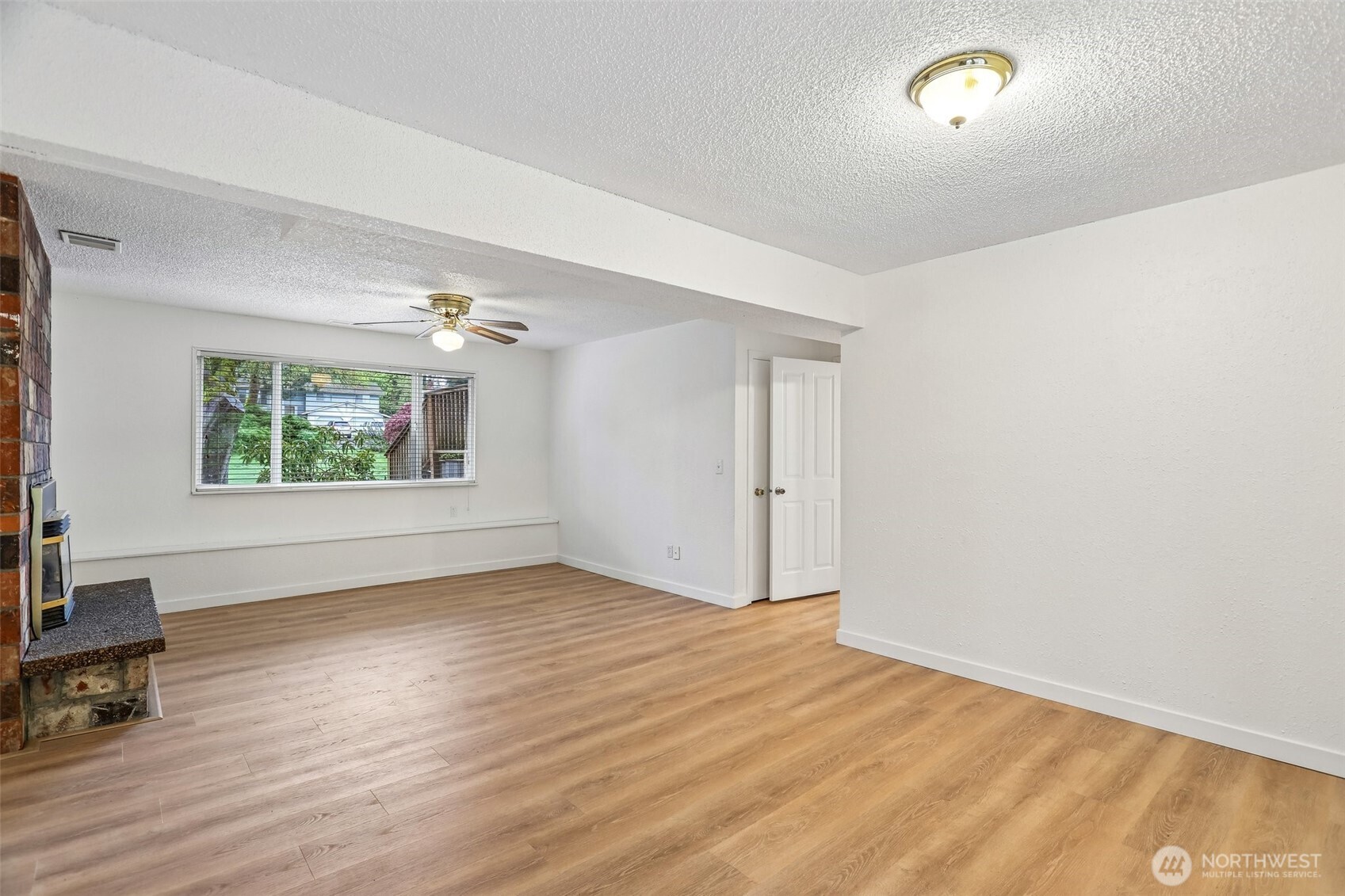 22904 41st Place W, Mountlake Terrace, WA 98043