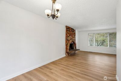 22904 41st Place W, Mountlake Terrace, WA 98043 - Photo 7