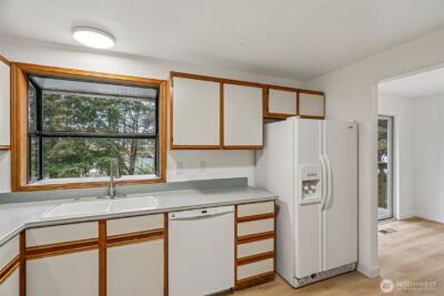 22904 41st Place W, Mountlake Terrace, WA 98043 - Photo 12