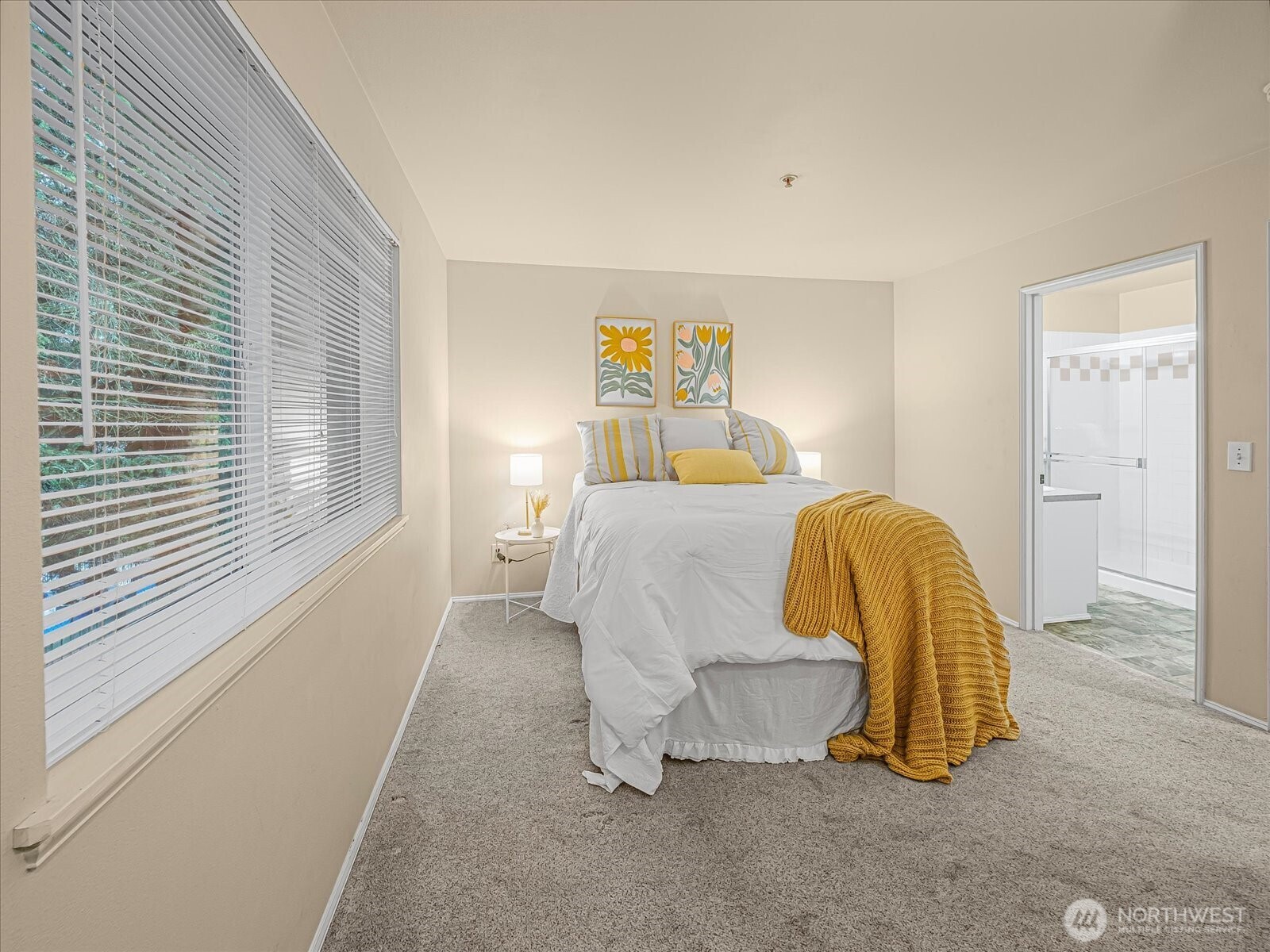 6527 200th Street SW #301, Lynnwood, WA 98036