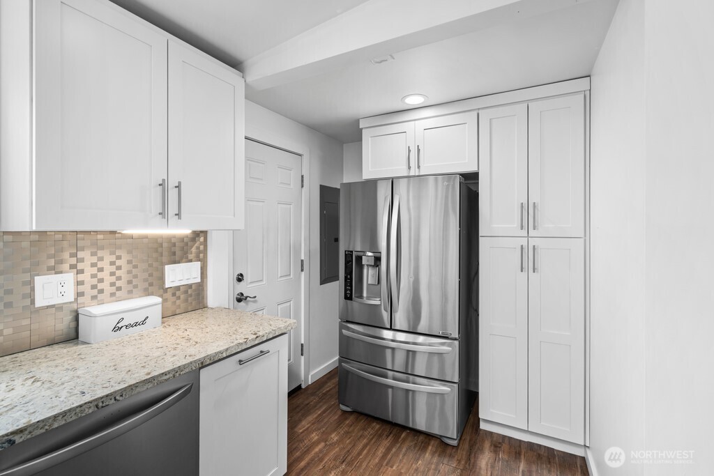 7142 31st Avenue SW, Seattle, WA 98126