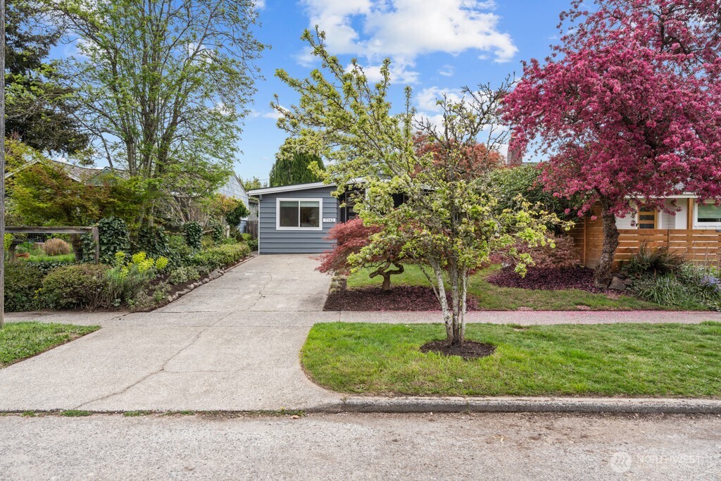 7142 31st Avenue SW, Seattle, WA 98126