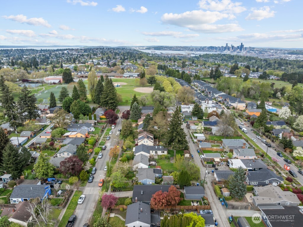 7142 31st Avenue SW, Seattle, WA 98126