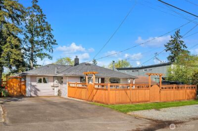 5457 21st Avenue SW, Seattle, WA 98106 - Photo 2