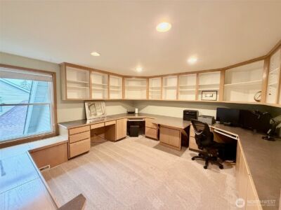 14819 SE 66th Street , Bellevue, WA 98006-5021 - Photo 16