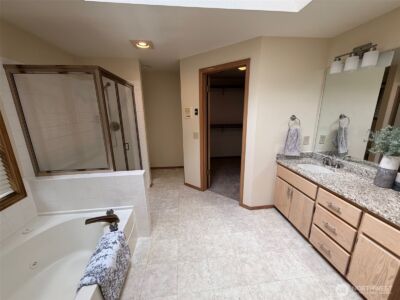 14819 SE 66th Street , Bellevue, WA 98006-5021 - Photo 24