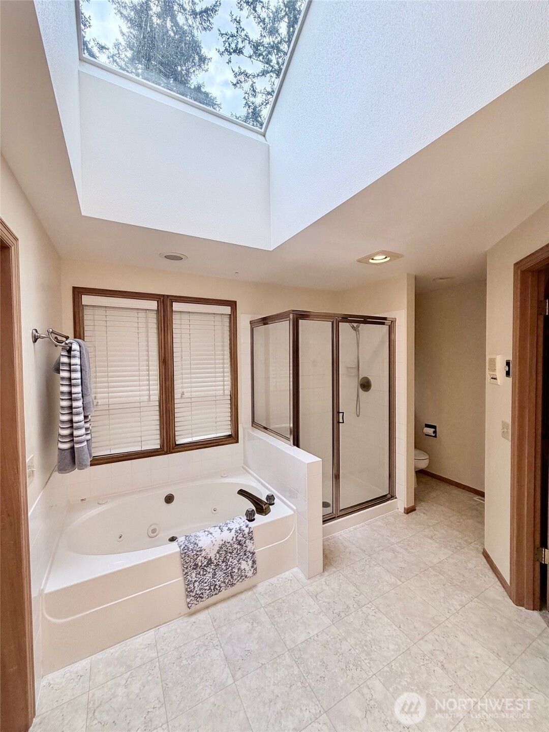 14819 SE 66th Street , Bellevue, WA 98006-5021