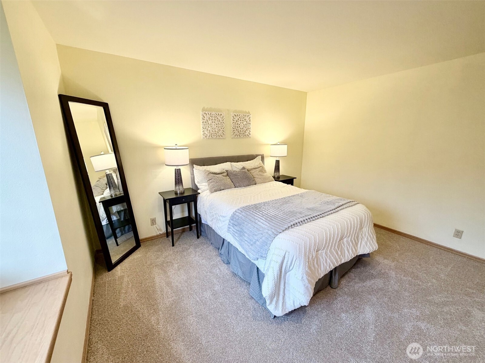 14819 SE 66th Street , Bellevue, WA 98006-5021