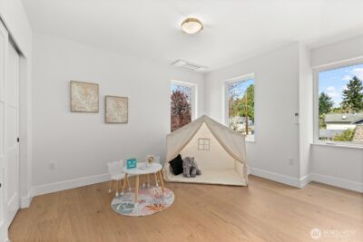 9535 Dayton Avenue N, Seattle, WA 98103 - Photo 26